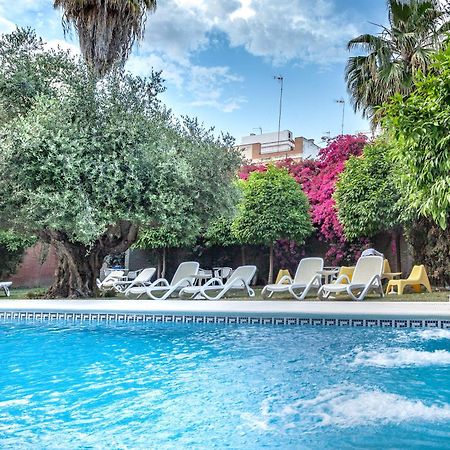 Aacr Hotel Monteolivos إشبيلية المظهر الخارجي الصورة