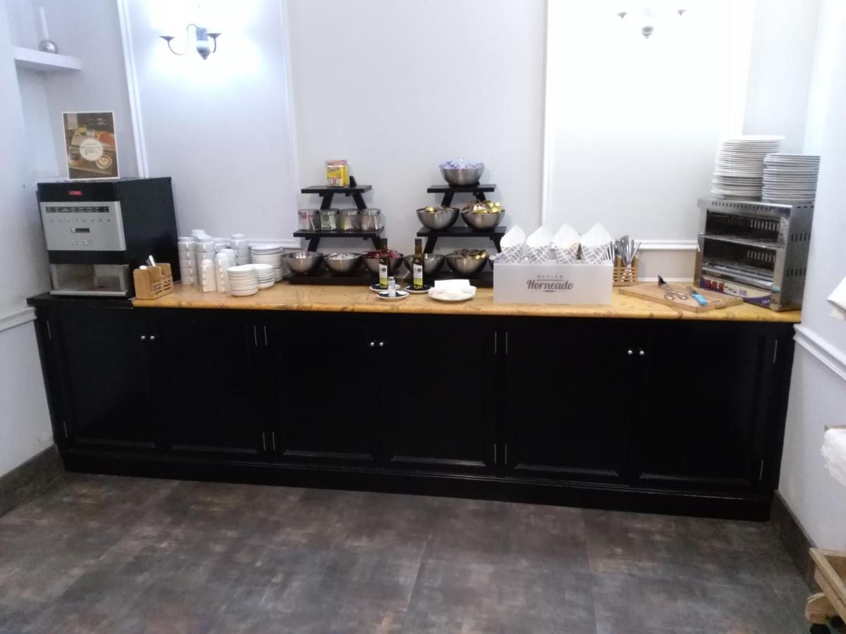 Aacr Hotel Monteolivos إشبيلية المظهر الخارجي الصورة