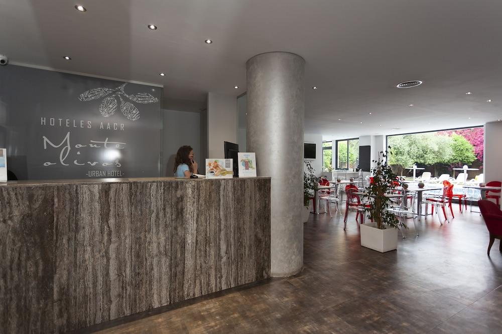 Aacr Hotel Monteolivos إشبيلية المظهر الخارجي الصورة