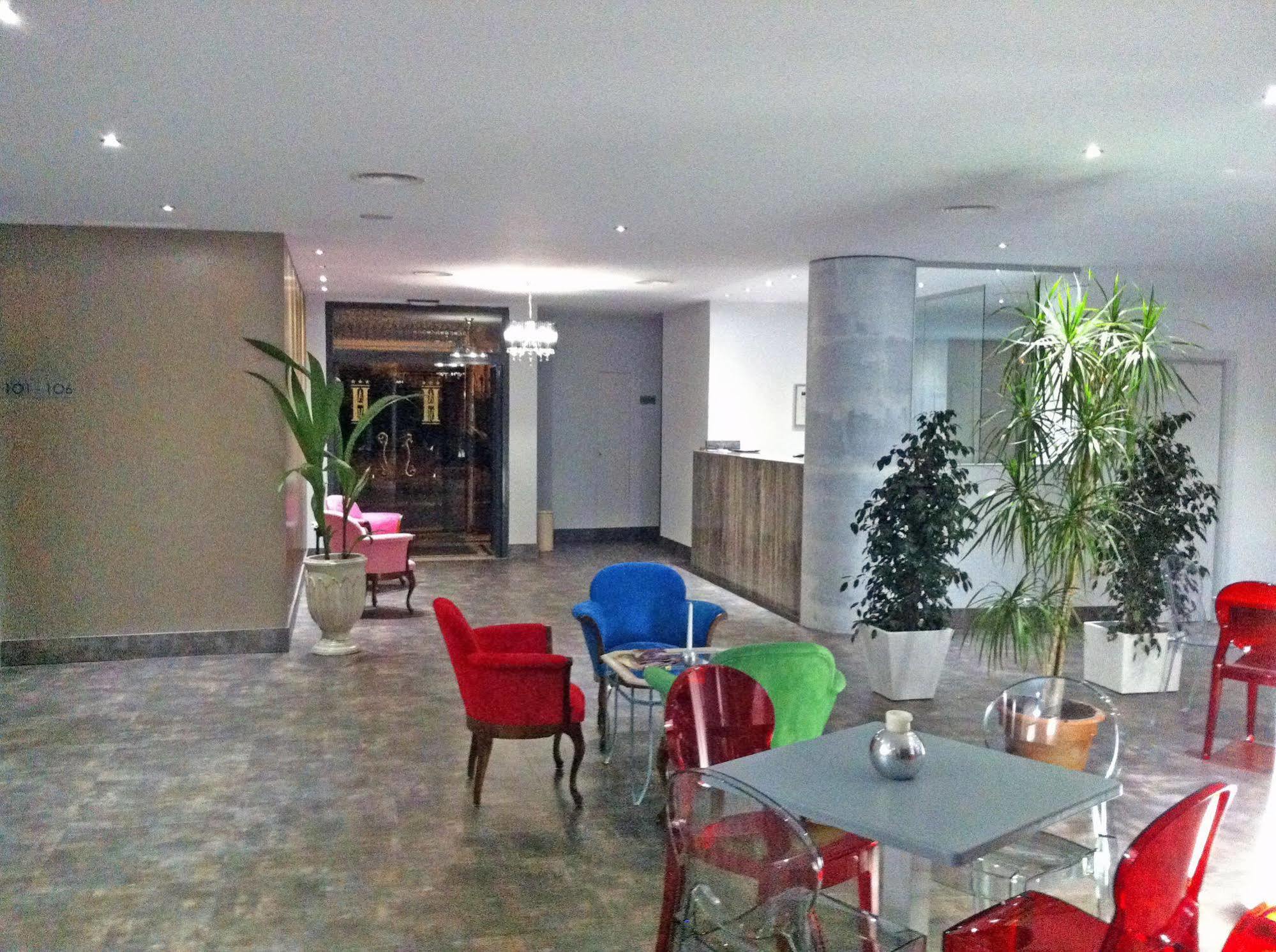 Aacr Hotel Monteolivos إشبيلية المظهر الخارجي الصورة