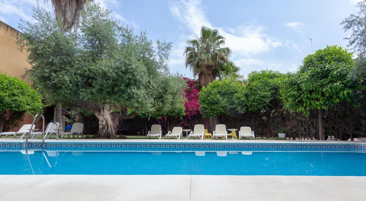 Aacr Hotel Monteolivos إشبيلية المظهر الخارجي الصورة