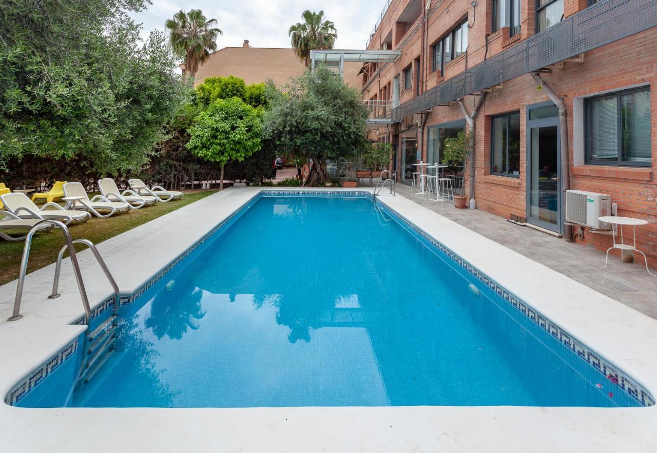 Aacr Hotel Monteolivos إشبيلية المظهر الخارجي الصورة