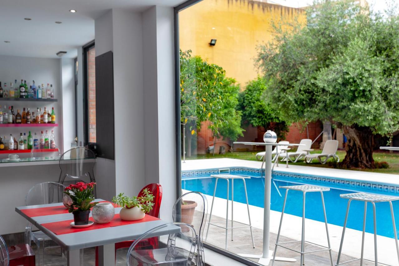 Aacr Hotel Monteolivos إشبيلية المظهر الخارجي الصورة