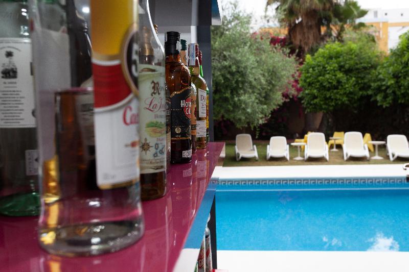 Aacr Hotel Monteolivos إشبيلية المظهر الخارجي الصورة